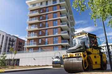 Асфальтирование территории МФК «Северный берег» в Минске 2025